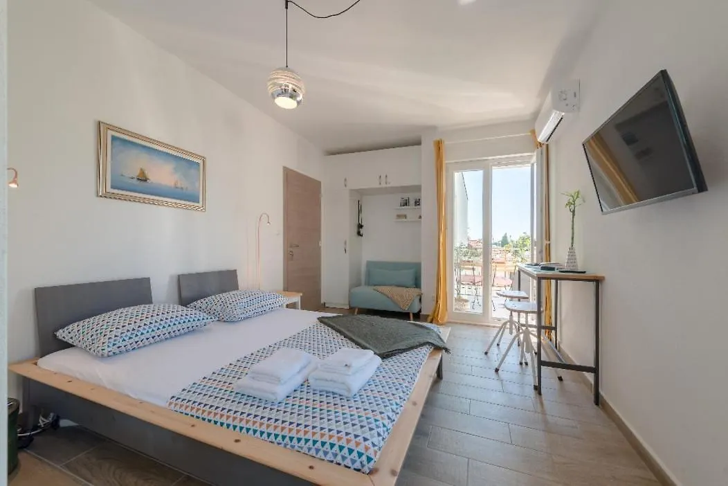 Narancin Apartments Трогир
