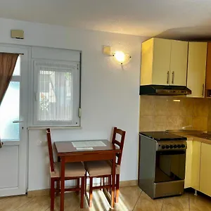 Dinka Apartamento