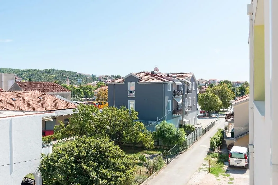 Guest house Narancin Apartments Trogir